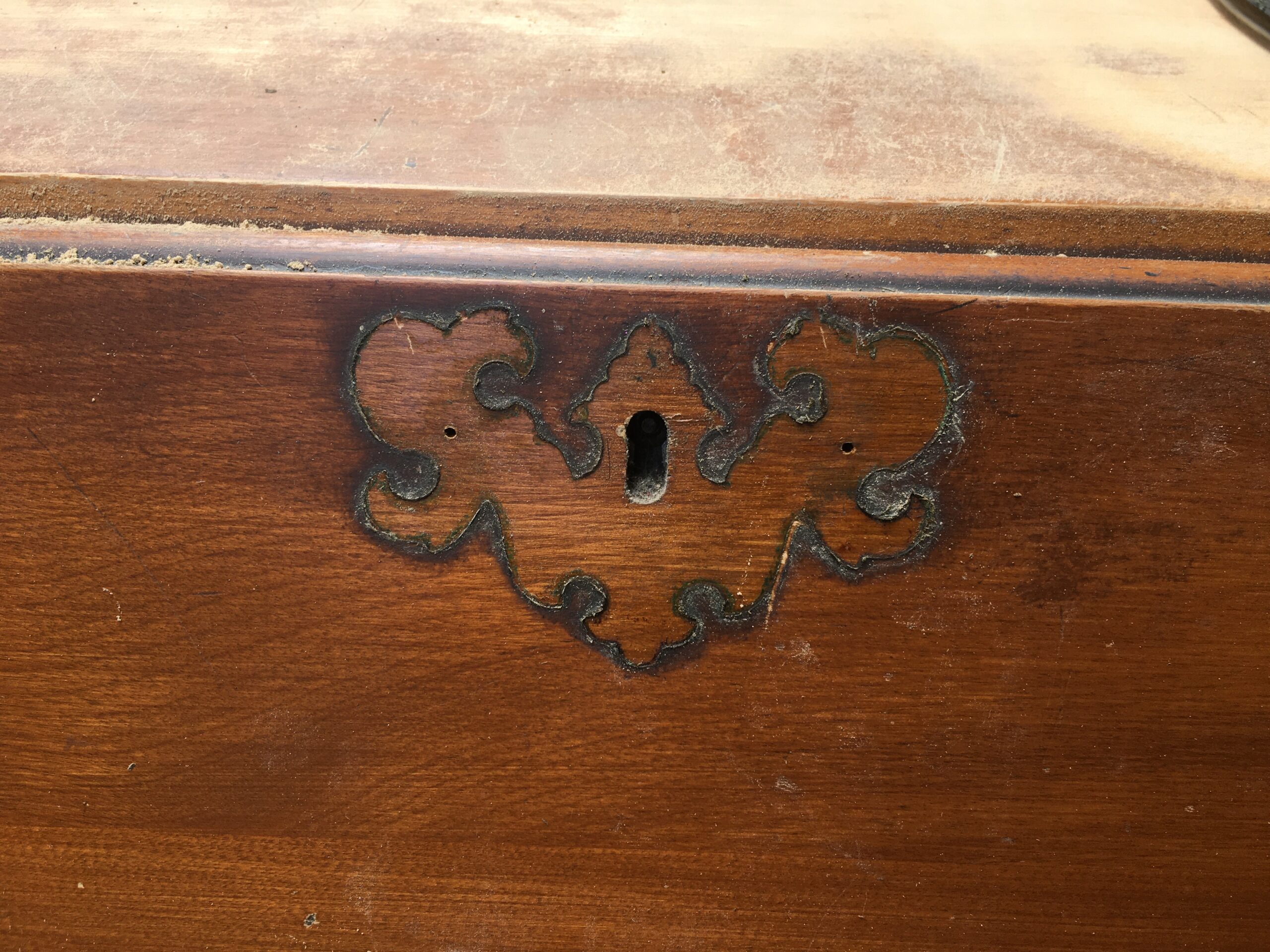 Transformation – Doctor Lid Desk